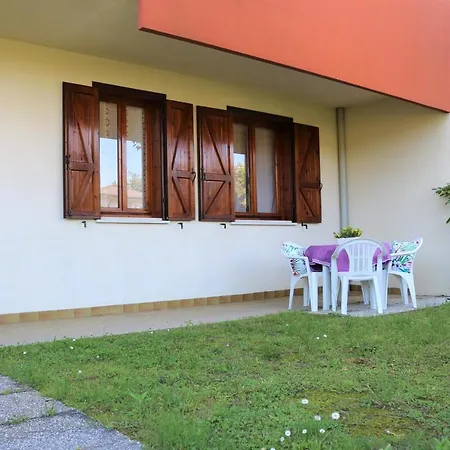 Lovely With Private Fenced Garden *