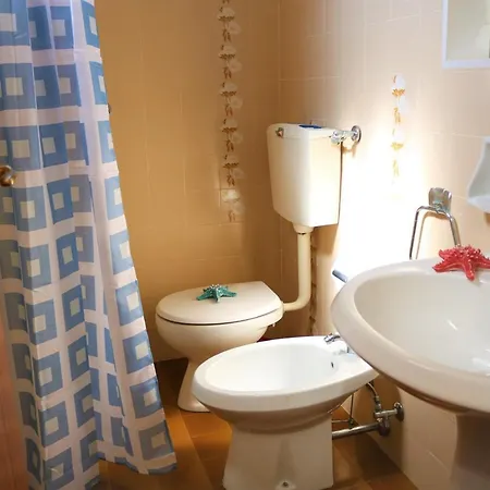 Lovely Flat With Private Fenced Garden Daire Bibione