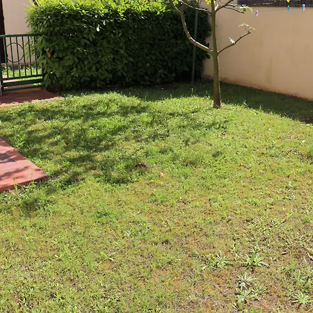 Lovely Flat With Private Fenced Garden * Bibione